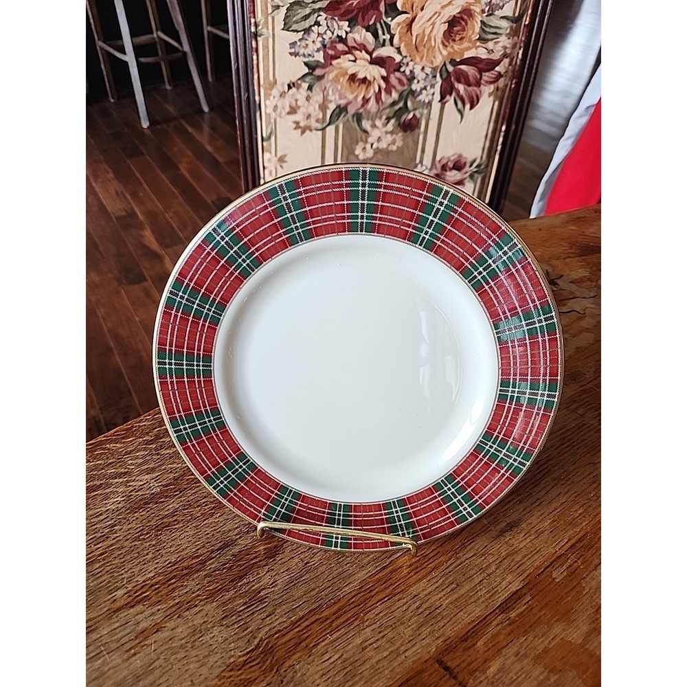 NWT Lenox Winter Greetings Plaid Salad Plate 847284‎ USA